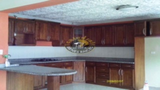 Villa Casa de Venta en Cuenca Ecuador sector Av. 10 de Agosto