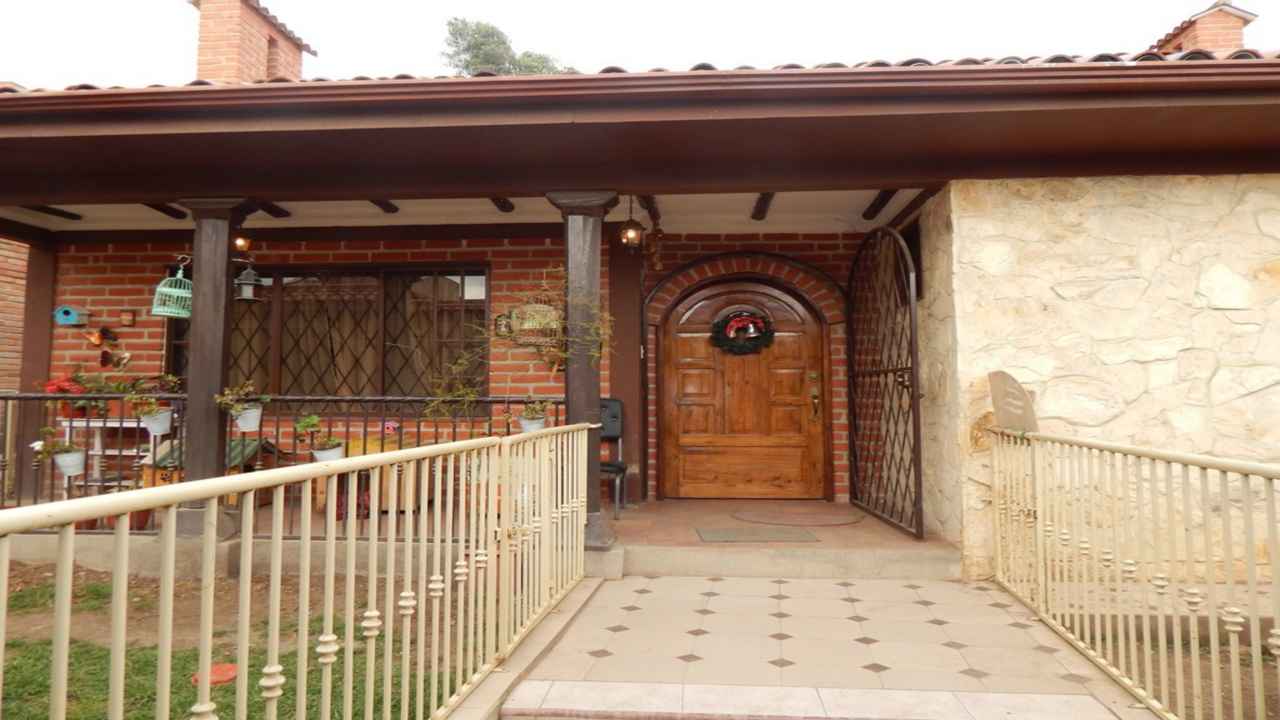 Villa/Casa/Edificio de Venta en Cuenca Ecuador sector Rio Amarillo