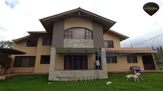Villa Casa de Venta en Cuenca Ecuador sector San Joaquin