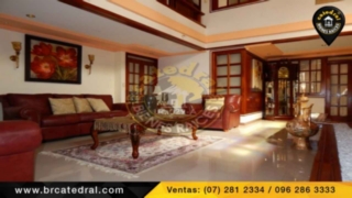 Villa Casa de Venta en Cuenca Ecuador sector Puertas del Sol