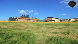 Terreno de Venta en Cuenca Ecuador sector Victoria del Portete - Tarqui