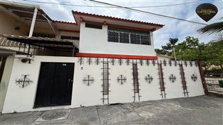 Villa Casa de Alquiler en Guayaquil Ecuador sector Sur - Los Esteros