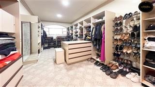 Villa Casa de Venta en Cuenca Ecuador sector Sector Challuabamba - Panamericana Norte