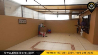 Villa Casa de Venta en Cuenca Ecuador sector Mutualista Azuay II