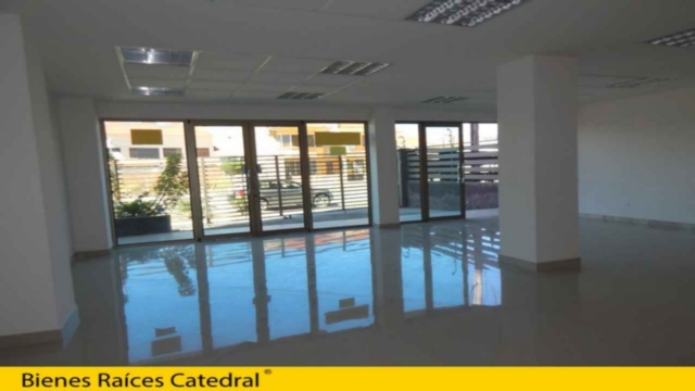 Local Comercial Oficina Edificio de Venta en Cuenca Ecuador sector Diario El Mercurio