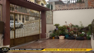 Villa Casa de Venta en Cuenca Ecuador sector Cdla.El Rosal 