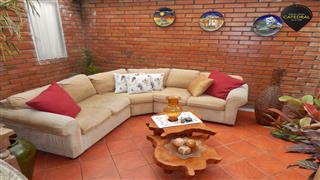 Villa Casa de Venta en Cuenca Ecuador sector Estadio