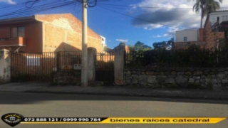 Villa Casa de Venta en Cuenca Ecuador sector Av. Remigio Crespo