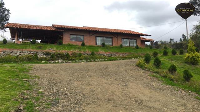 Quinta Hacienda de Venta en Cuenca Ecuador sector Deleg - Solano - Guabizhun