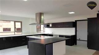 Departamento de Venta en Cuenca Ecuador sector Ordoñez Lasso 
