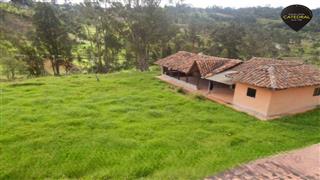 Terreno de Venta en Cuenca Ecuador sector Valle-Santa Ana