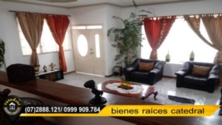 Villa Casa de Venta en Cuenca Ecuador sector Misicata