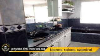 Villa Casa de Venta en Cuenca Ecuador sector Misicata