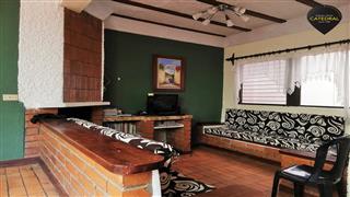 Villa Casa de Venta en Cuenca Ecuador sector Cdla Simon Bolivar Turistica