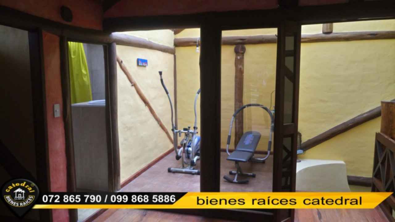 Villa Casa de Venta en Cuenca Ecuador sector Cdla. de Ingenieros.