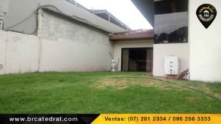 Villa Casa de Venta en Cuenca Ecuador sector Cazhapata - Puertas del Sol