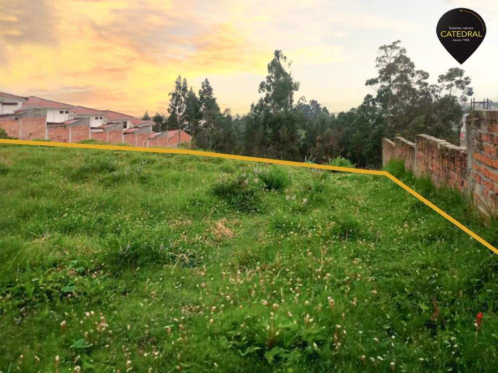 Sitio Solar Terreno de Venta en Cuenca Ecuador sector Av. Los Cerezos