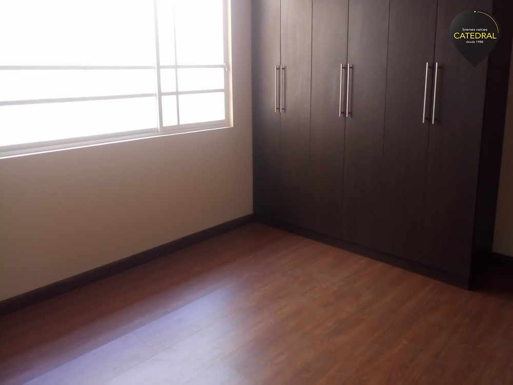 Casa de Venta en Cuenca sector Miraflores