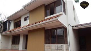 Sitio de Venta en Cuenca Ecuador sector bomberos 27 de febrero
