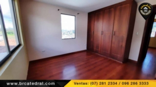 Villa Casa de Venta en Cuenca Ecuador sector Caminos viejo Baños