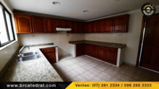 Villa Casa de Venta en Cuenca Ecuador sector Vía a baños 