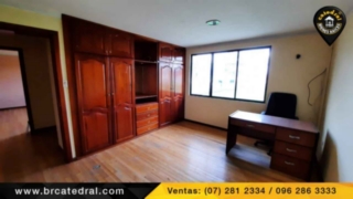 Villa Casa de Venta en Cuenca Ecuador sector Vía a baños 