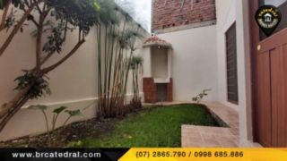 Villa Casa de Venta en Cuenca Ecuador sector Av. Roma