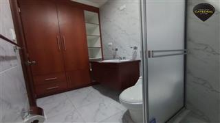 Departamento de Alquiler en Cuenca Ecuador sector Av. 12 de Octubre