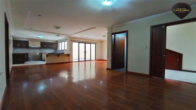 Departamento de Alquiler en Cuenca Ecuador sector Av. 12 de Octubre