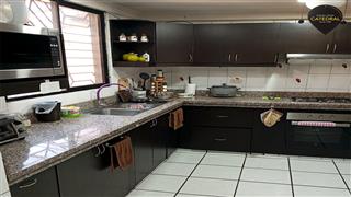 Villa Casa de Venta en Guayaquil Ecuador sector Alborada Etapa 12