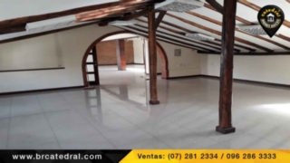 Villa Casa de Venta en Cuenca Ecuador sector Av 12 de abril 