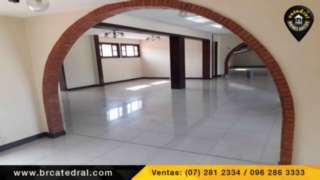 Villa Casa de Venta en Cuenca Ecuador sector Av 12 de abril 