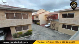 Villa Casa de Venta en Cuenca Ecuador sector Av. Pichincha - Unidad Nacional