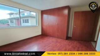 Villa Casa de Venta en Cuenca Ecuador sector Av. Pichincha - Unidad Nacional