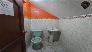 Villa Casa de Venta en Cuenca Ecuador sector San Joaquin - Medio Ejido