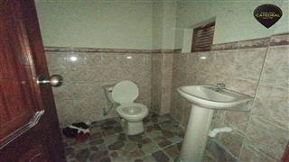 Villa Casa de Venta en Cuenca Ecuador sector San Joaquin - Medio Ejido