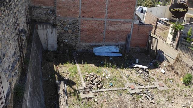 Sitio Solar Terreno de Venta en Cuenca Ecuador sector González Suárez-Monay Shopping