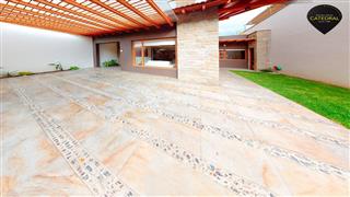 Villa Casa de Venta en Cuenca Ecuador sector Cdla. de los ingenieros