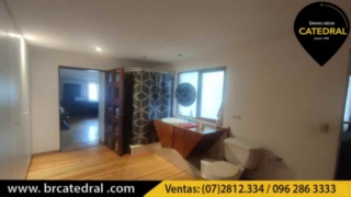 Villa Casa de Venta en Cuenca Ecuador sector CREA