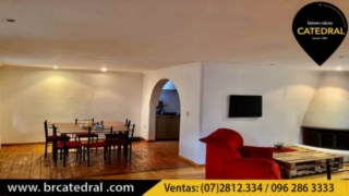 Villa Casa de Venta en Cuenca Ecuador sector CREA