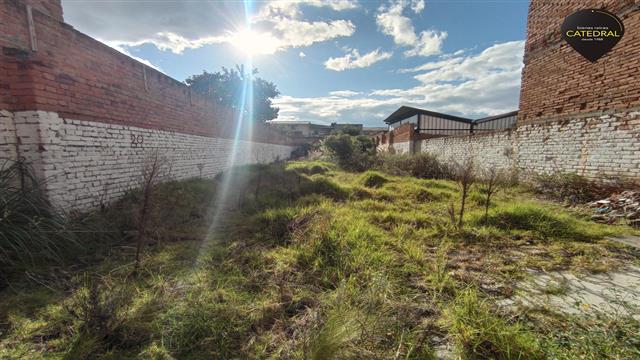 Sitio Solar Terreno de Alquiler en Cuenca Ecuador sector Centro - Calle Larga