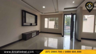 Villa Casa de Venta en Cuenca Ecuador sector Av. Ricardo Duran 