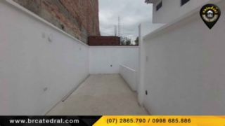 Villa Casa de Venta en Cuenca Ecuador sector Av. Ricardo Duran 