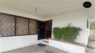 Villa Casa de Venta en Cuenca Ecuador sector Via. Monay Baguanchi Paccha
