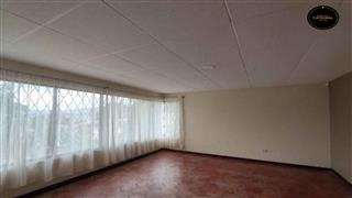 Villa Casa de Venta en Cuenca Ecuador sector Via. Monay Baguanchi Paccha