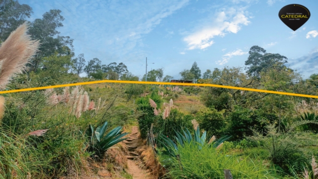 Sitio Solar Terreno de Venta en Cuenca Ecuador sector Autopista - Paccha