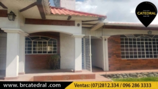 Villa Casa de Venta en Cuenca Ecuador sector Ricaurte-El Arenal