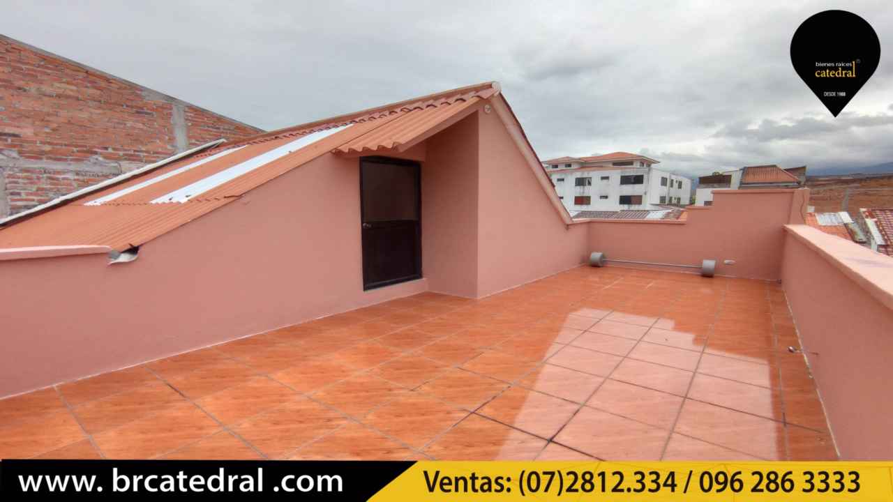 Villa Casa de Venta en Cuenca Ecuador sector Remigio Crespo