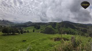 Terreno de Venta en Cuenca Ecuador sector Tarqui - Sector Manzano Pamba