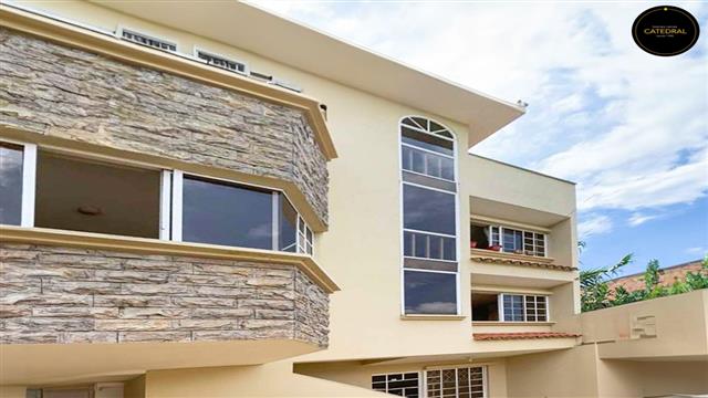 Villa Casa de Venta en Cuenca Ecuador sector González Suárez